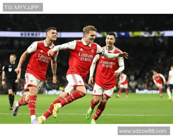 埃弗顿主场迎战利兹联精彩比分预测与赛后分析 埃弗顿主场迎战利兹联精彩比分预测与赛后分析